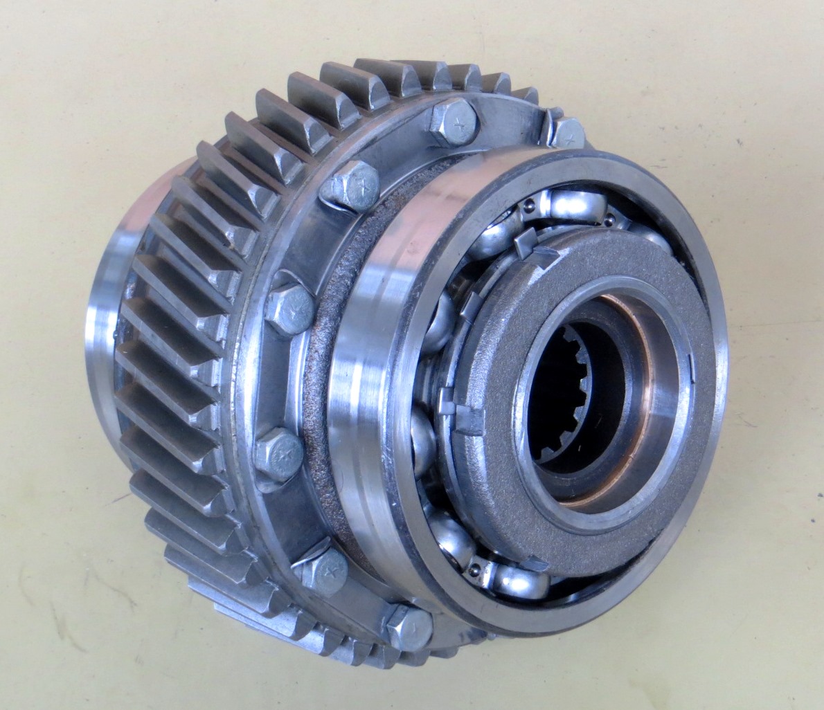 Дифференциал р к. Дифференциал раздатки нива 2121. Дифференциал рк нива. Дифференциал avt нива 4-х сателлитный. Дифференциал р к.